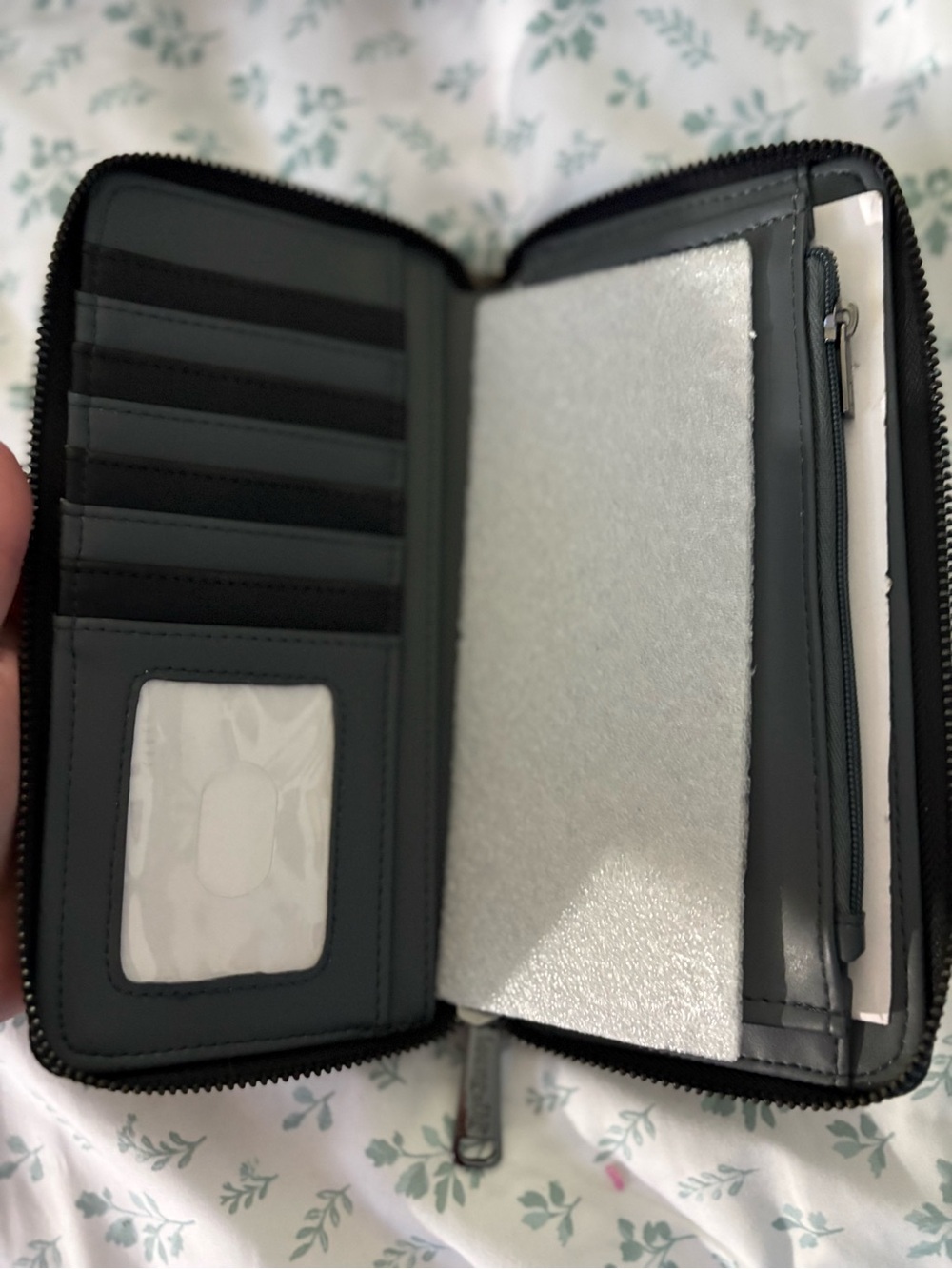 Loungefly Universal parks Monsters Kids Wallet — Mint Green, Black & White Nwt - Picture 4 of 6
